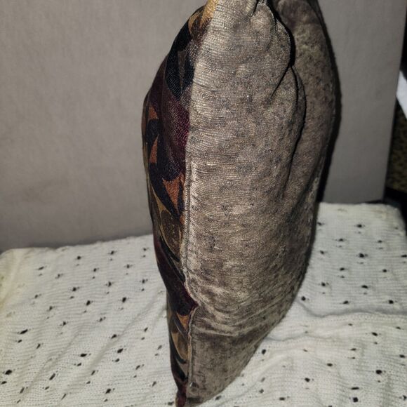 Geometric Circle Pattern Throw Pillows 2 Total Retro 17"  Chair Cushion Decor - Picture 3 of 8